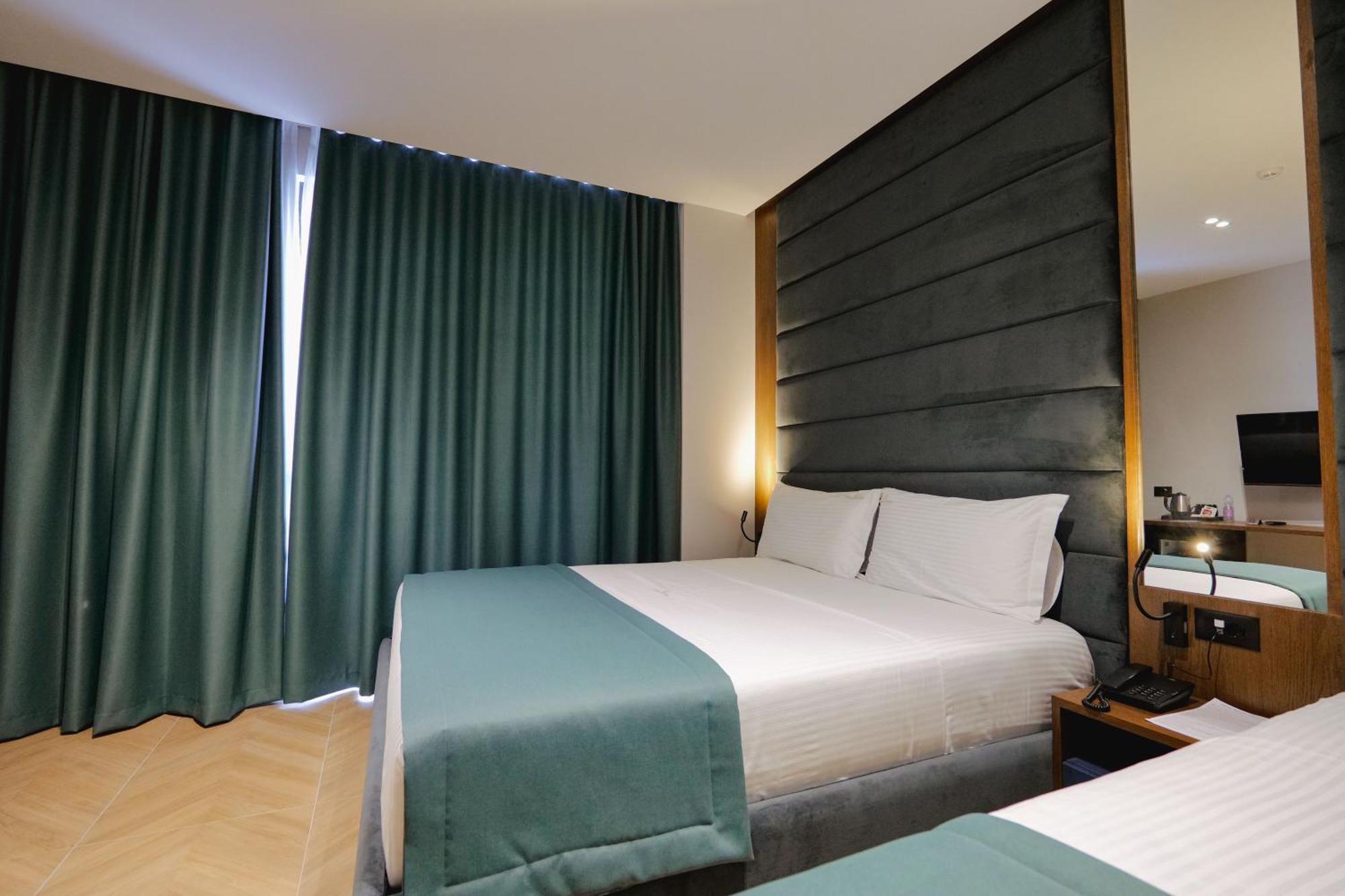 קסאמיל Duka'S Hotel מראה חיצוני תמונה